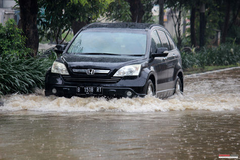 tips-dari-honda--merawat-mobil-di-musim-hujan-e1ced5