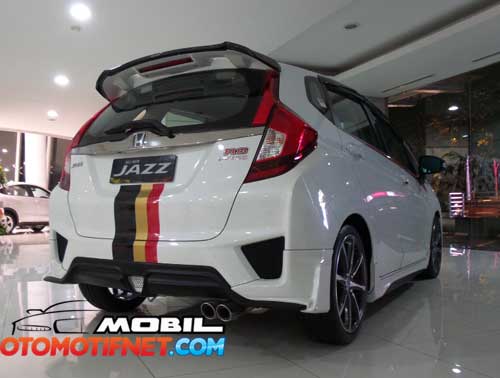 All-New-Honda-Jazz-RS-CVT-2015_09